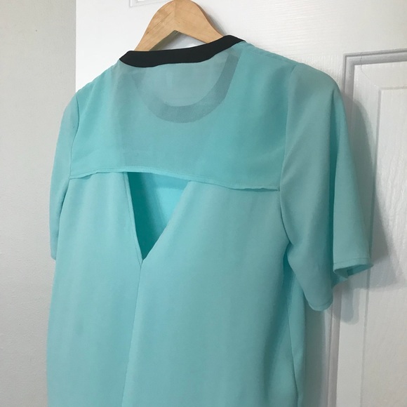 BCBGeneration teal blue yoke overlay blouse - Picture 4 of 8